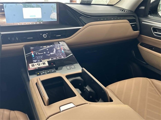 2026 INFINITI QX80 LUXE