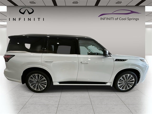 2026 INFINITI QX80 LUXE