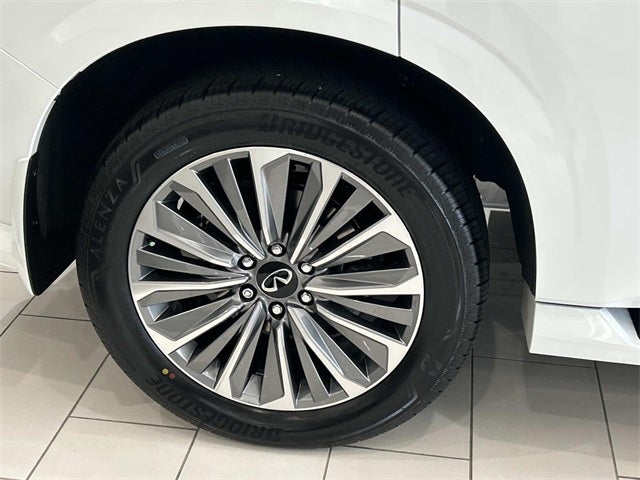 2026 INFINITI QX80 LUXE