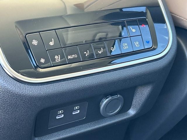 2026 INFINITI QX80 LUXE