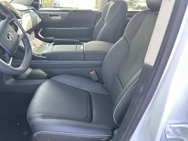 2027 INFINITI QX80 LUXE