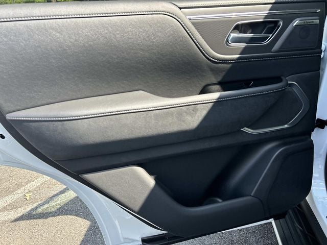 2027 INFINITI QX80 LUXE