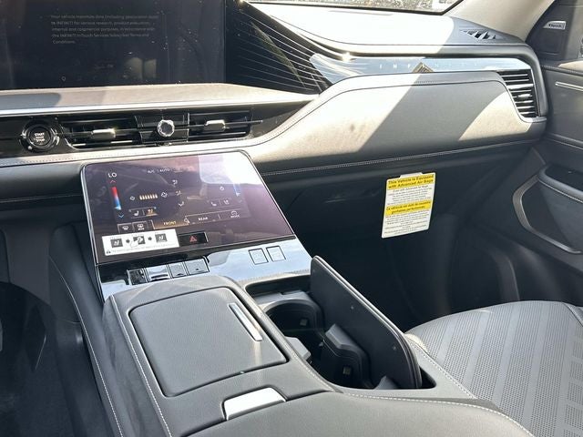 2027 INFINITI QX80 LUXE