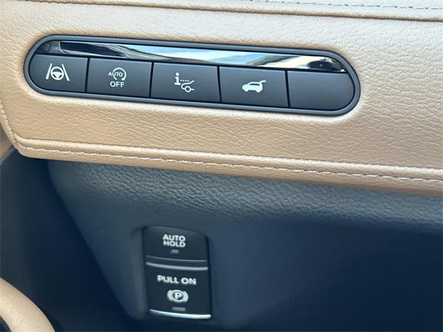 2026 INFINITI QX80 LUXE