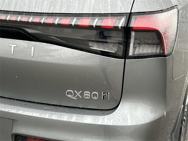 2026 INFINITI QX80 LUXE