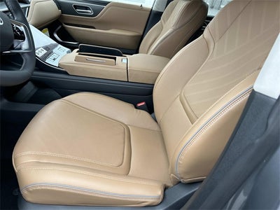 2026 INFINITI QX80 LUXE