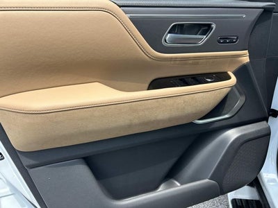 2027 INFINITI QX80 LUXE