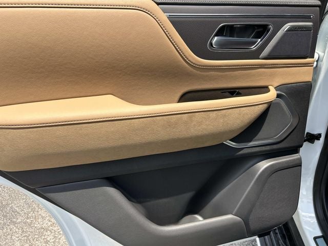 2027 INFINITI QX80 LUXE