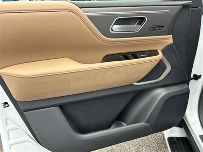 2026 INFINITI QX80 LUXE