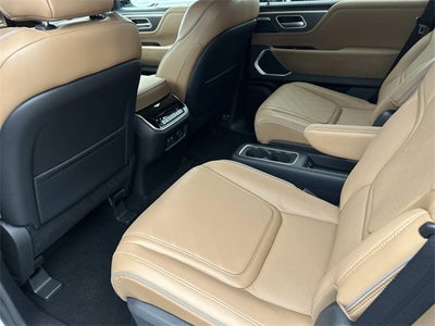 2026 INFINITI QX80 LUXE