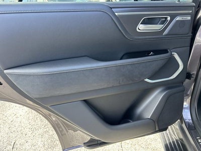 2026 INFINITI QX80 LUXE