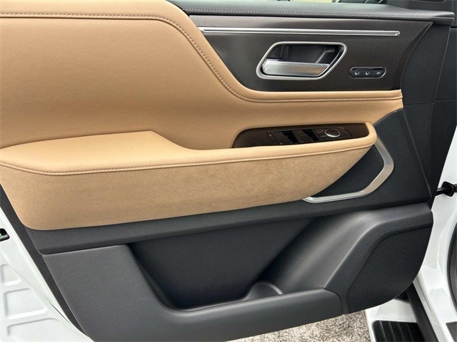 2026 INFINITI QX80 LUXE