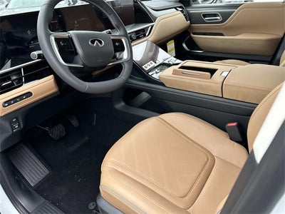 2026 INFINITI QX80 LUXE