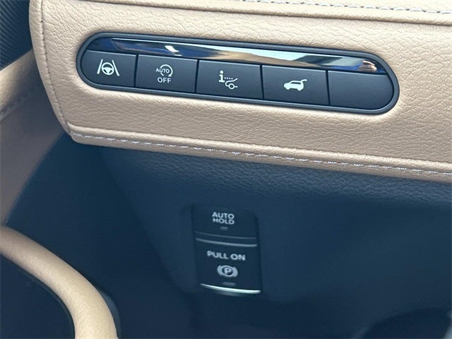 2026 INFINITI QX80 LUXE