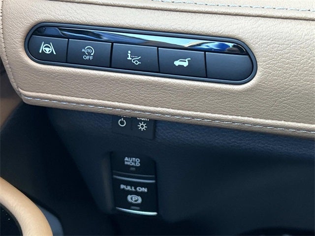 2026 INFINITI QX80 LUXE