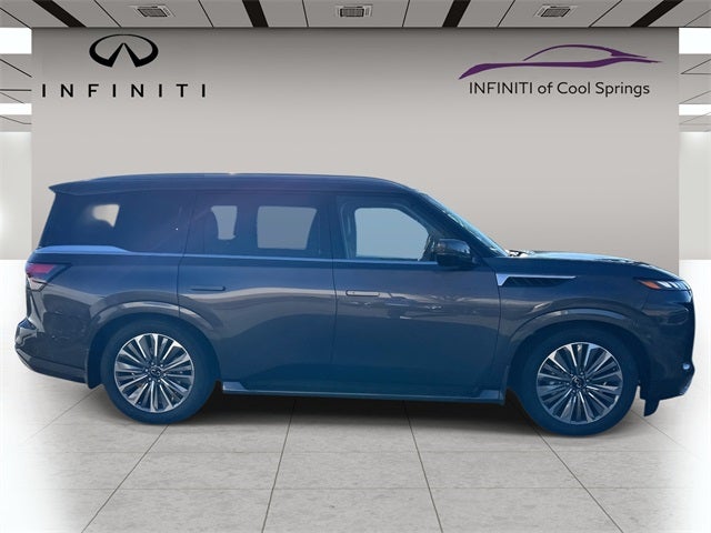 2026 INFINITI QX80 LUXE