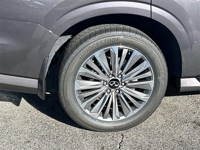 2026 INFINITI QX80 LUXE