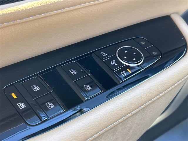 2026 INFINITI QX80 LUXE