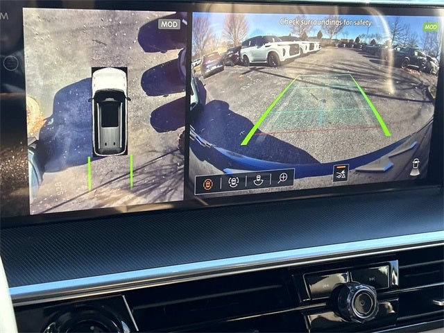 2026 INFINITI QX80 LUXE