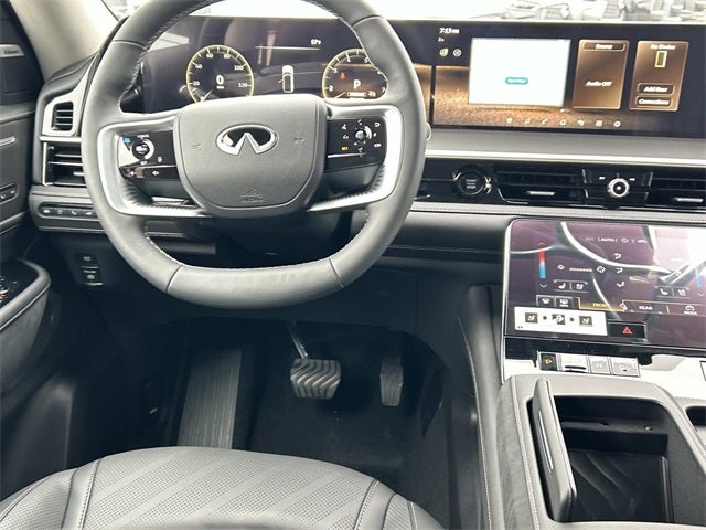 2026 INFINITI QX80 LUXE