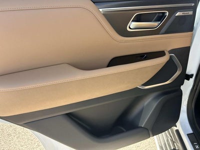 2026 INFINITI QX80 LUXE