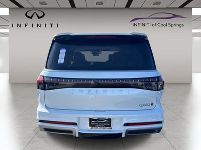 2026 INFINITI QX80 LUXE