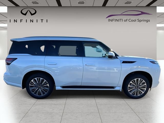 2026 INFINITI QX80 LUXE