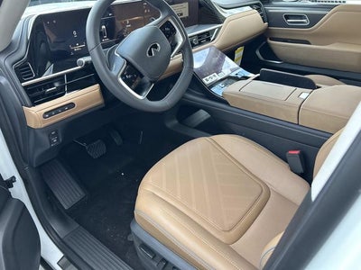 2027 INFINITI QX80 LUXE