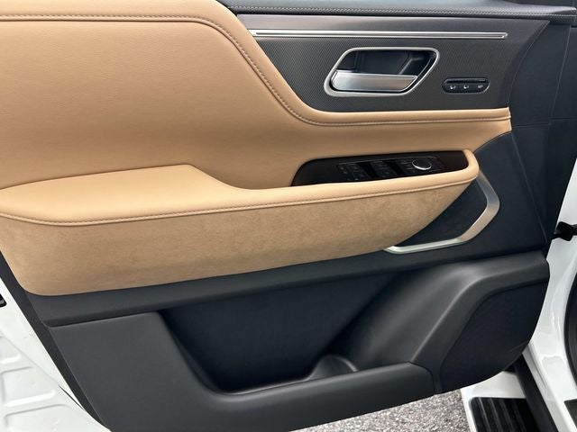 2027 INFINITI QX80 LUXE
