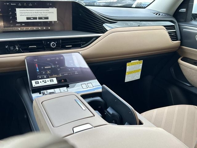 2027 INFINITI QX80 LUXE