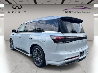 2027 INFINITI QX80 LUXE