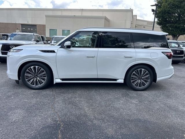 2027 INFINITI QX80 LUXE