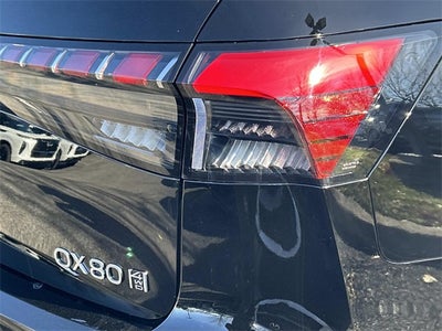 2026 INFINITI QX80 LUXE