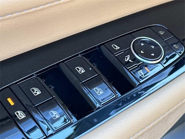 2026 INFINITI QX80 LUXE