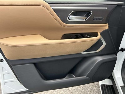 2026 INFINITI QX80 LUXE