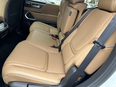 2026 INFINITI QX80 LUXE