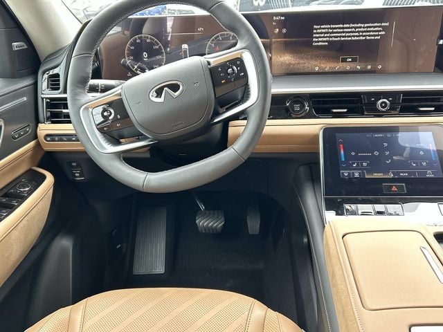 2026 INFINITI QX80 LUXE