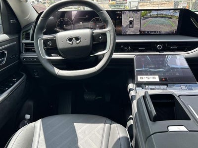 2026 INFINITI QX80 LUXE