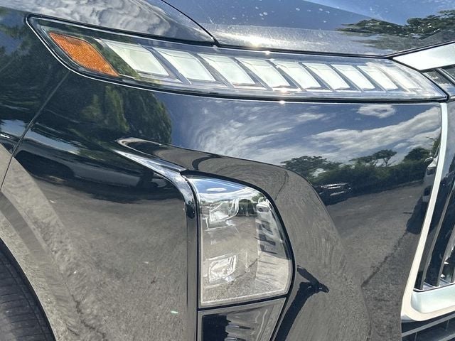 2027 INFINITI QX80 LUXE