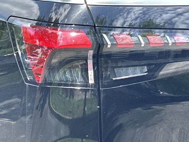 2027 INFINITI QX80 LUXE