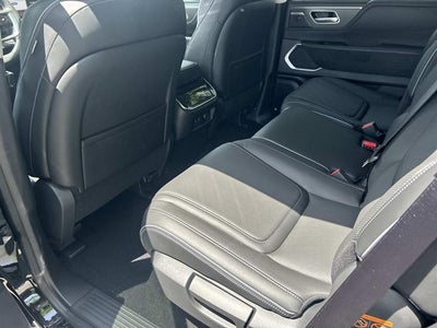 2027 INFINITI QX80 LUXE