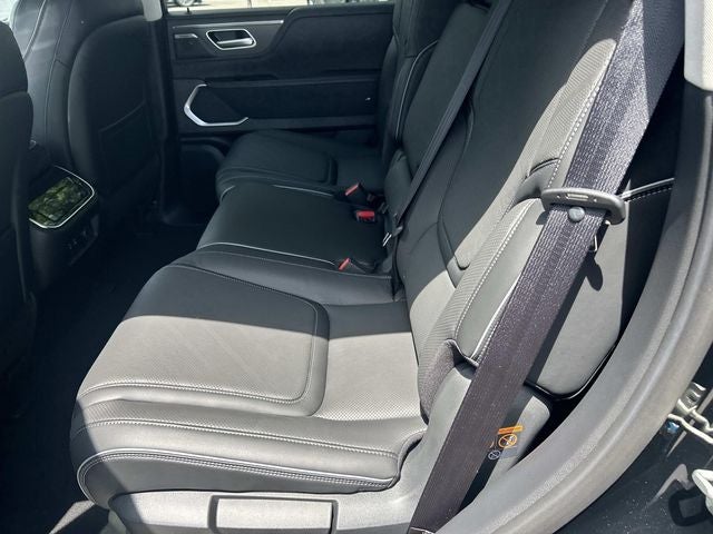 2027 INFINITI QX80 LUXE
