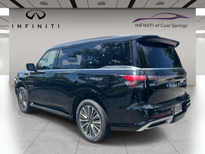 2027 INFINITI QX80 LUXE