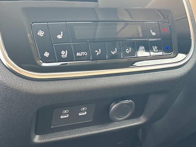 2026 INFINITI QX80 LUXE W/ SPLIT BENCH