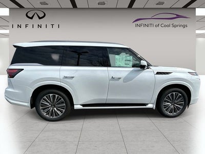 2026 INFINITI QX80 LUXE W/ SPLIT BENCH