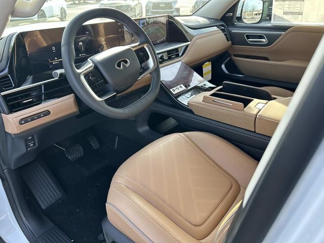 2026 INFINITI QX80 LUXE W/ SPLIT BENCH