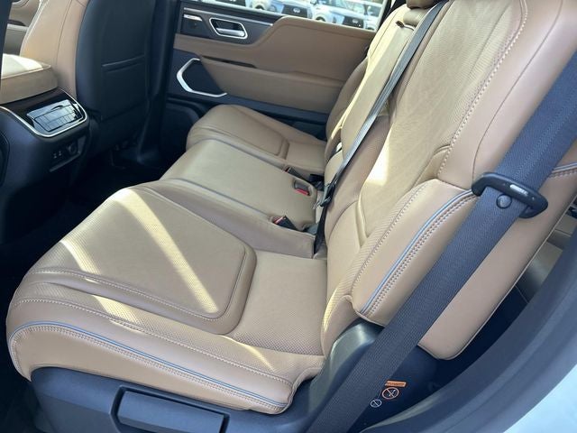 2026 INFINITI QX80 LUXE W/ SPLIT BENCH
