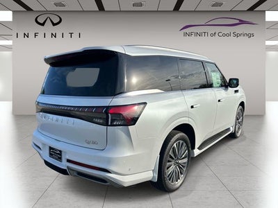 2026 INFINITI QX80 LUXE W/ SPLIT BENCH