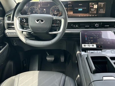 2026 INFINITI QX80 LUXE