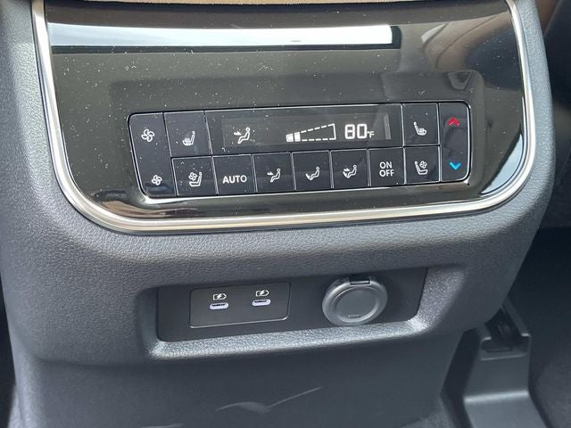2026 INFINITI QX80 LUXE W/ SPLIT BENCH PACKAGE